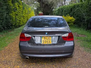 BMW 320i 2008 Gray