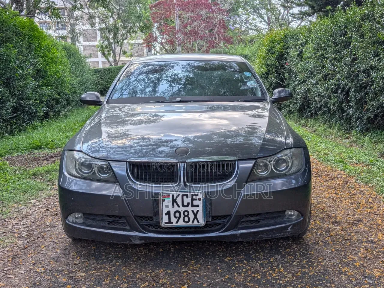 BMW 320i 2008 Gray