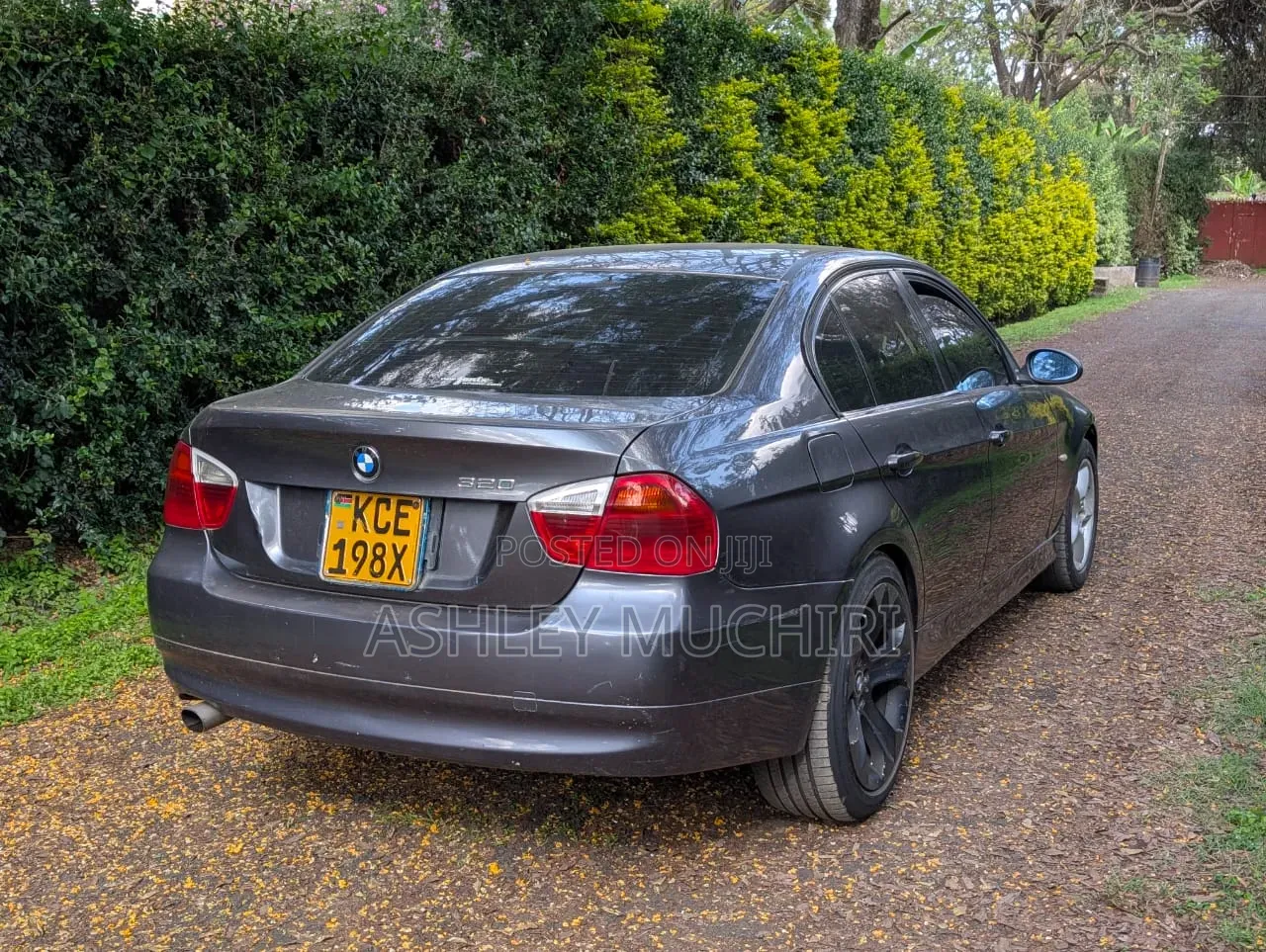 BMW 320i 2008 Gray