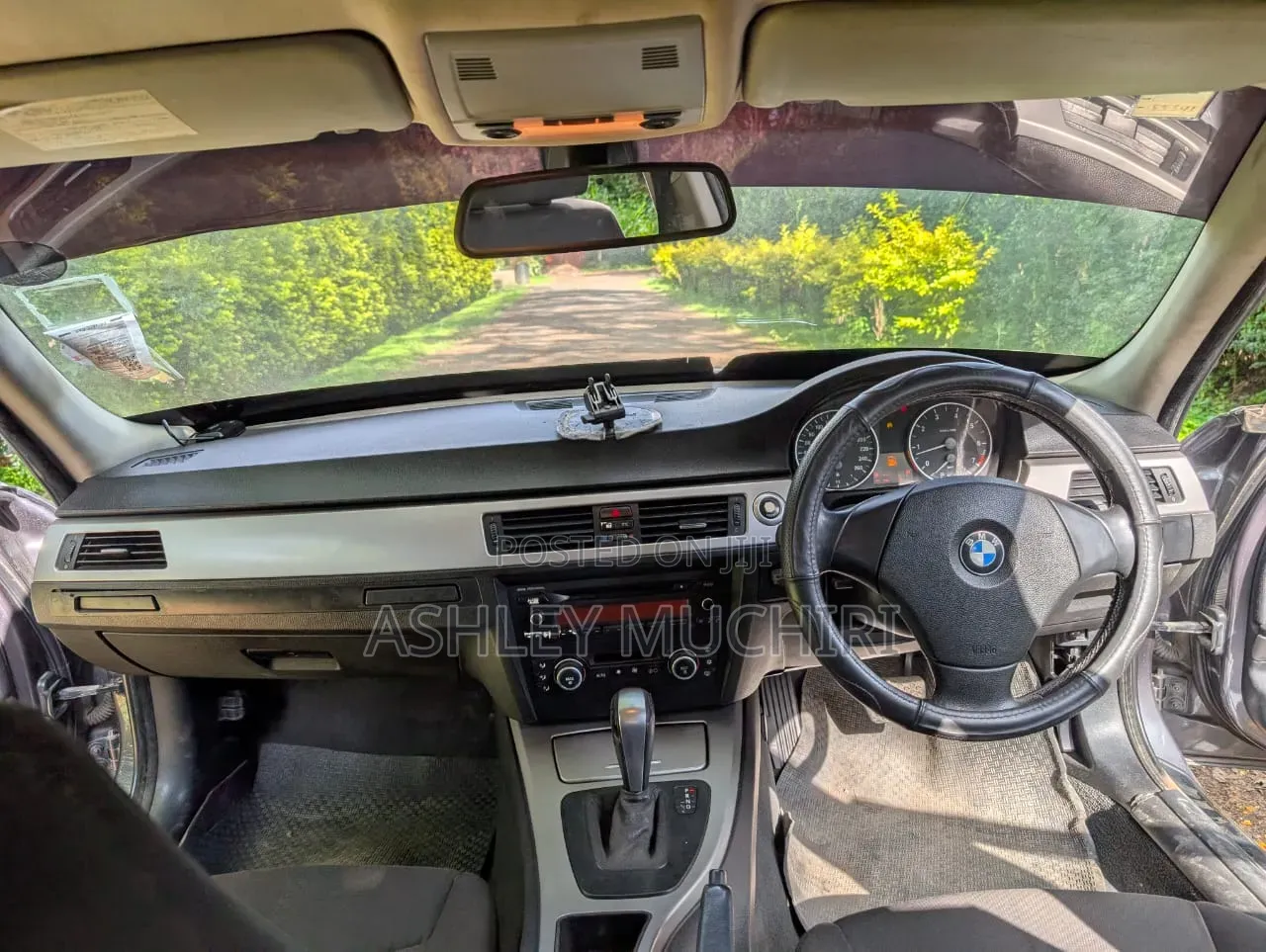 BMW 320i 2008 Gray
