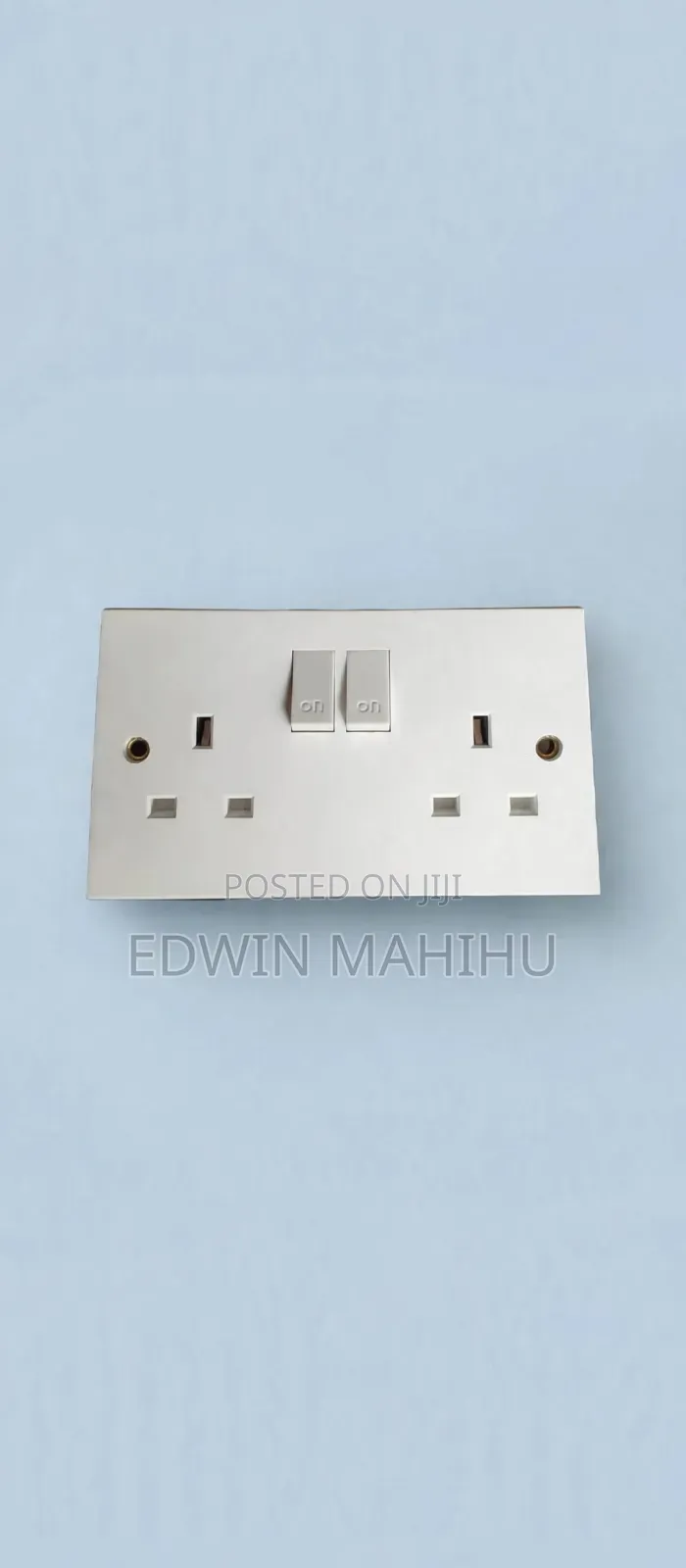 Twin Socket