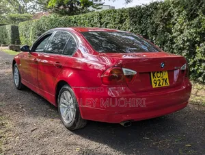 BMW 320i 2008 Red