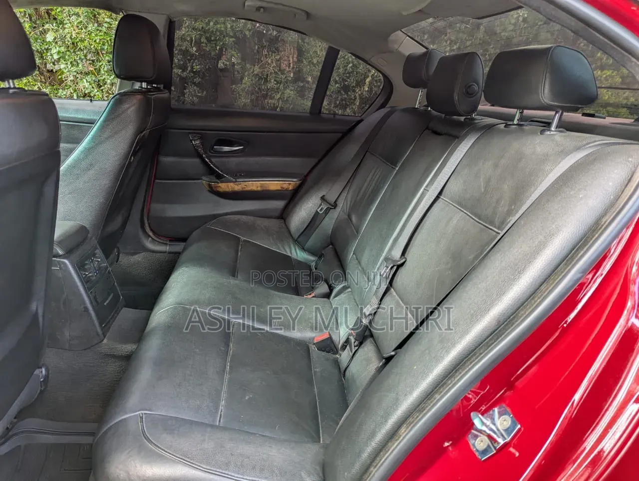 BMW 320i 2008 Red