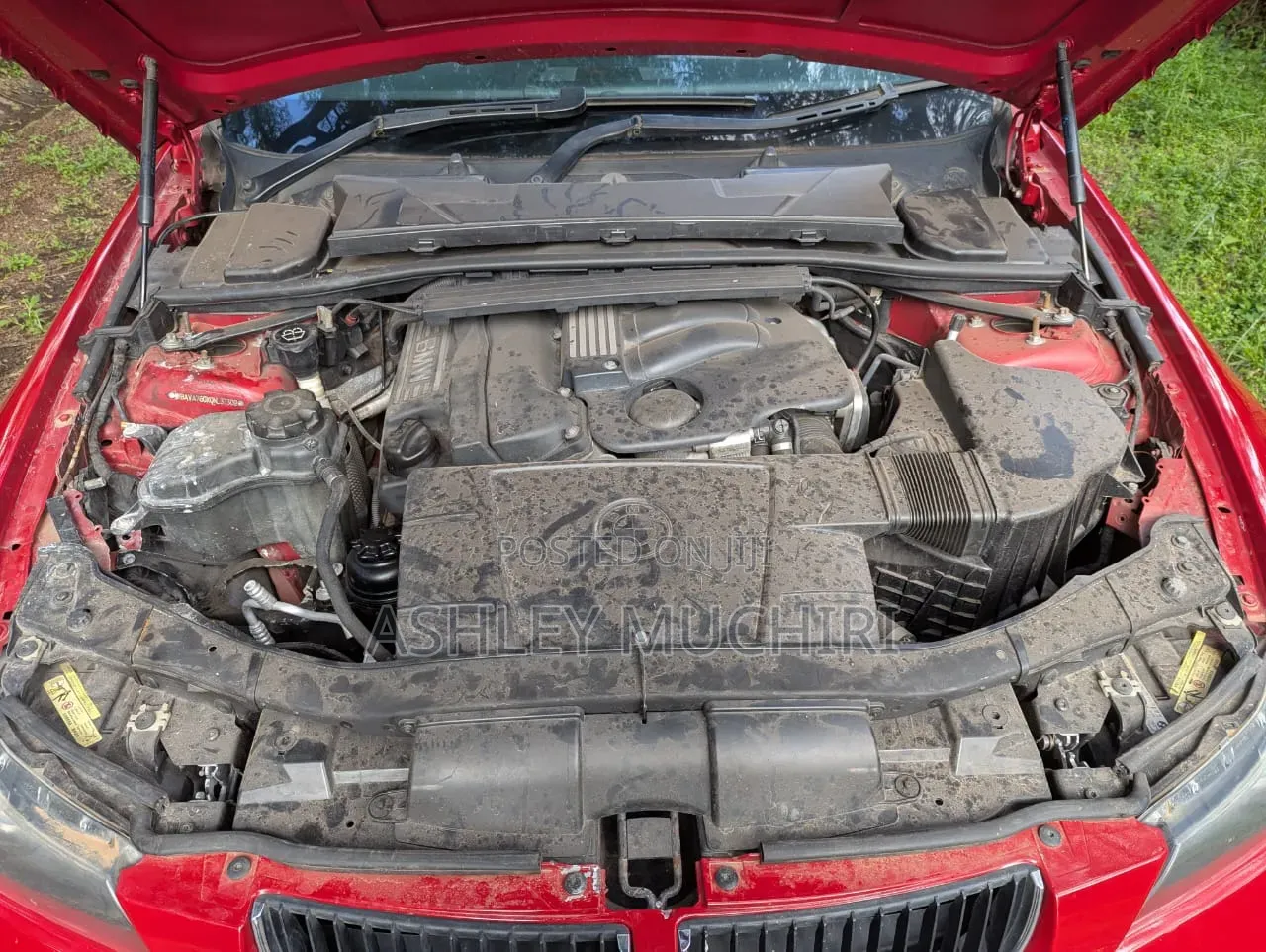BMW 320i 2008 Red