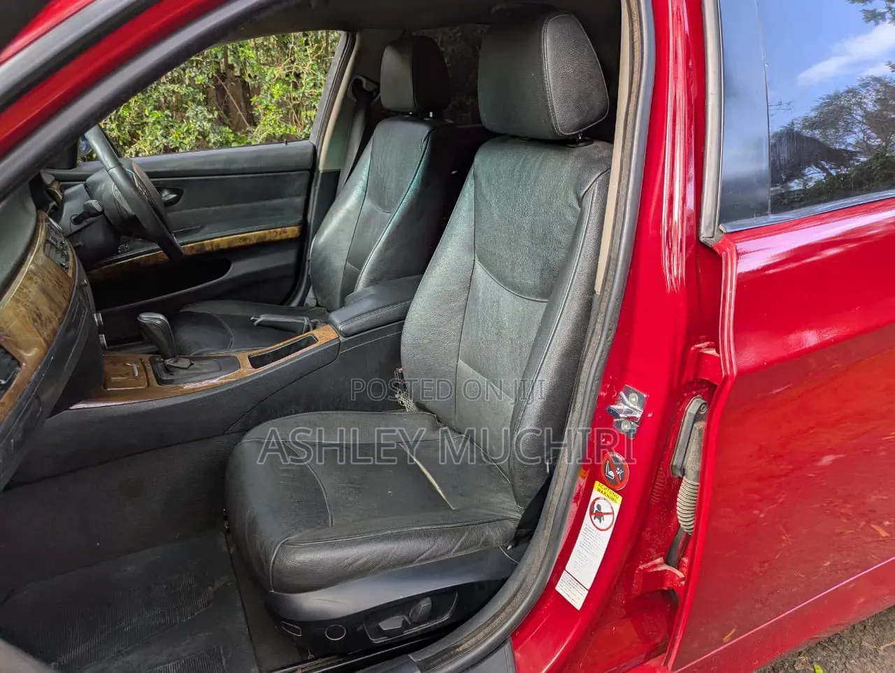 BMW 320i 2008 Red