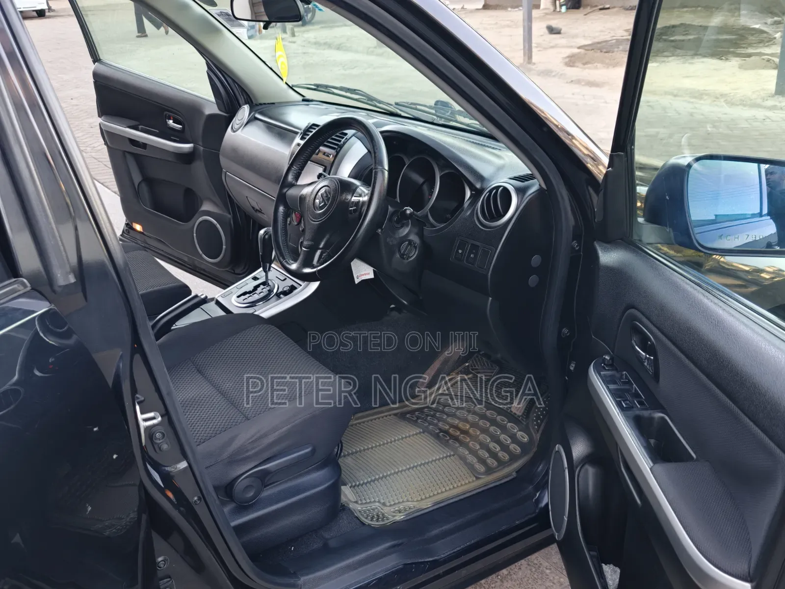 Suzuki Escudo 2010 Black