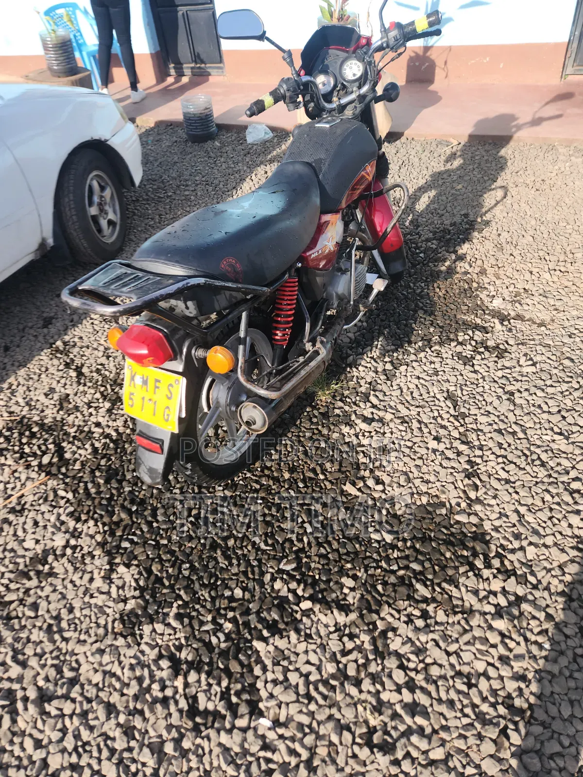 TVS HLX Plus ES 2024 Red