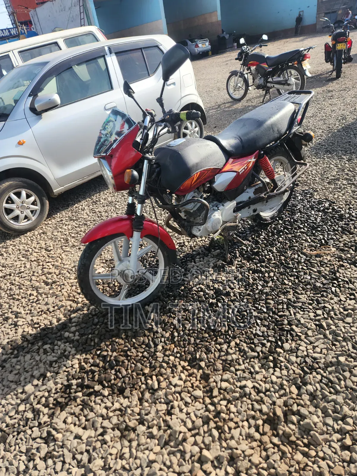 TVS HLX Plus ES 2024 Red