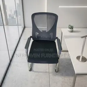 Cantilever Visitor Chair – Modern Office Guest Waiting Chair