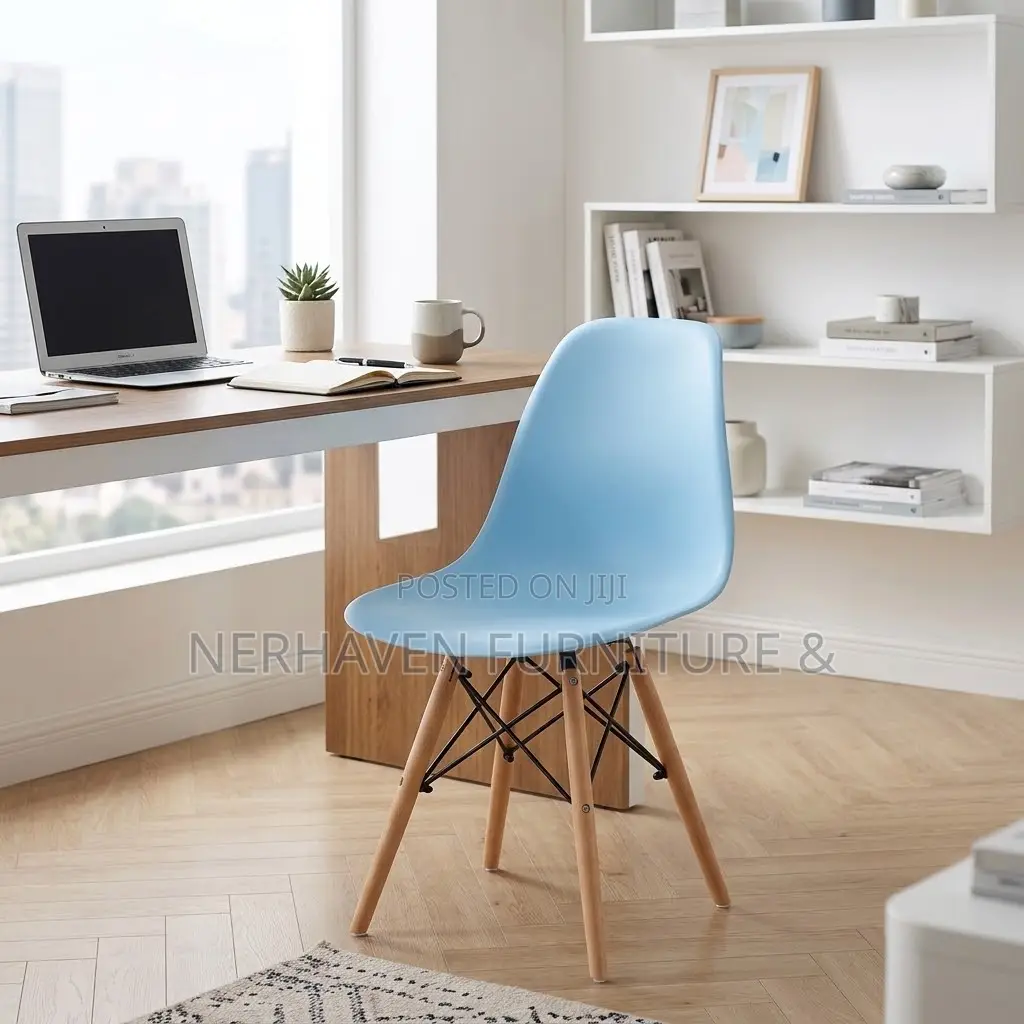 Blue Eames Chair – Modern Blue Plastic Dining Office Chair