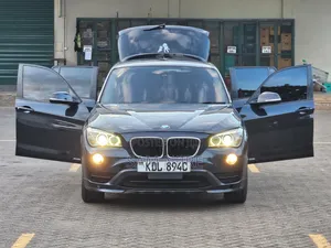 BMW X1 xDrive28i AWD 2016 Black