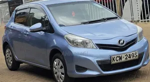 Toyota Vitz 2013 Blue