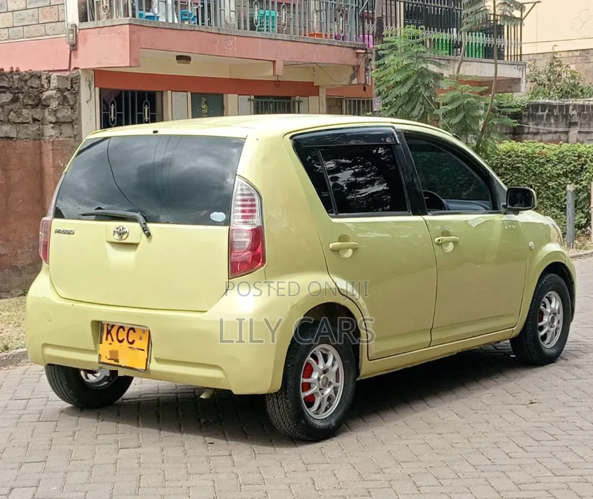 Toyota Passo 2008 Green
