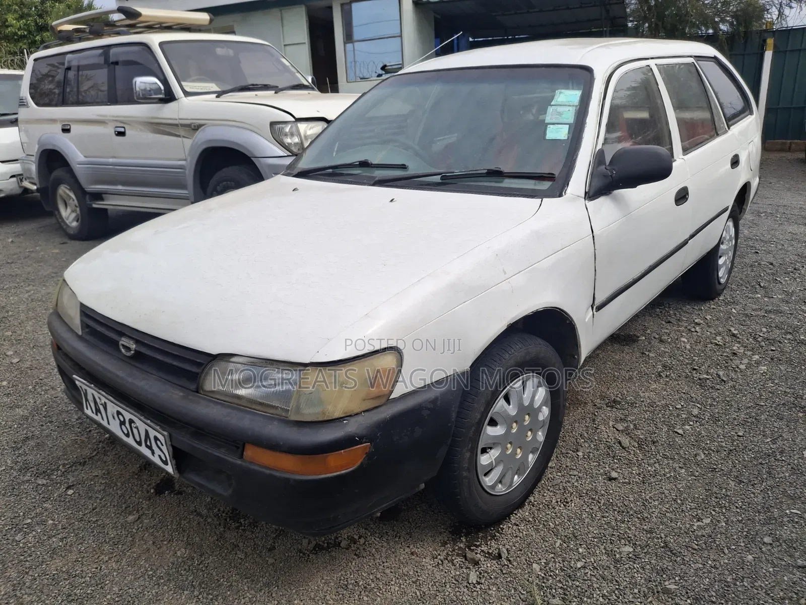 Toyota Corolla 1999 White