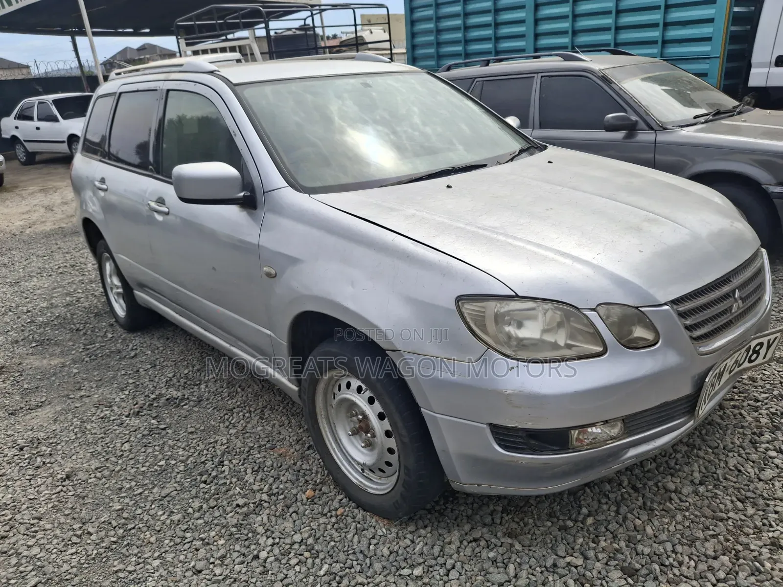 Mitsubishi Airtrek 2003 Silver