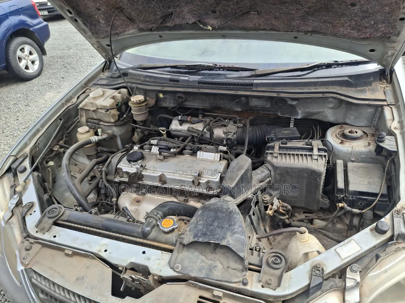 Mitsubishi Airtrek 2003 Silver