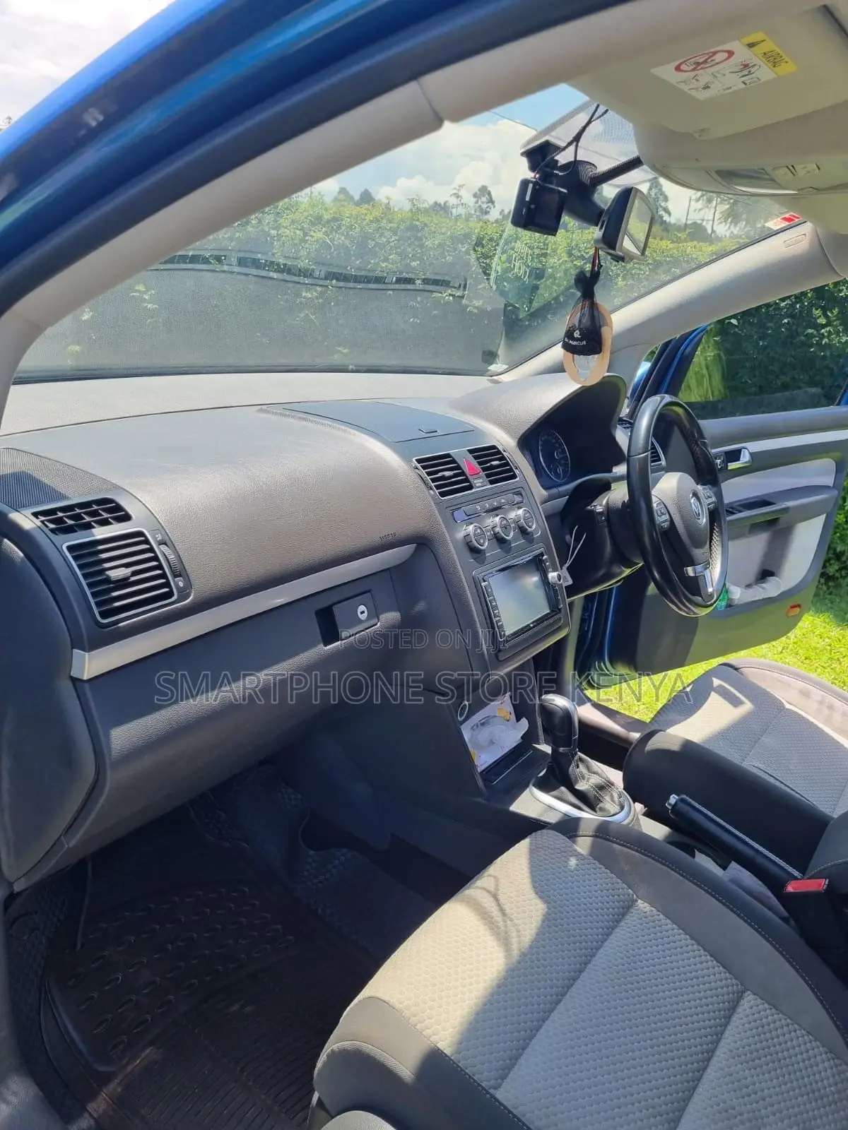 Volkswagen Touran 2015 Blue