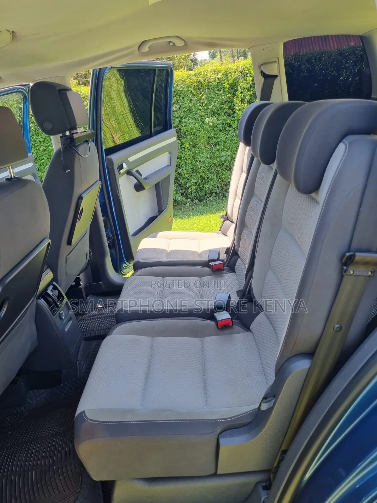 Volkswagen Touran 2015 Blue