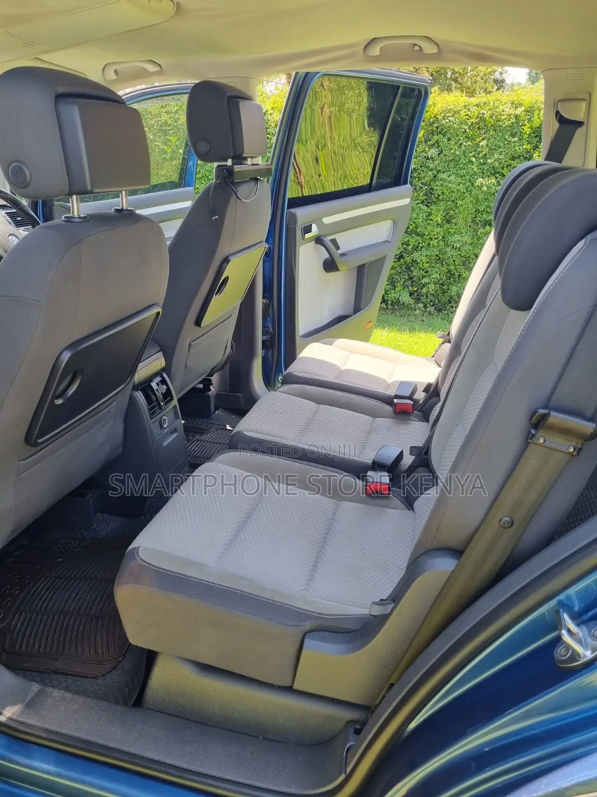 Volkswagen Touran 2015 Blue