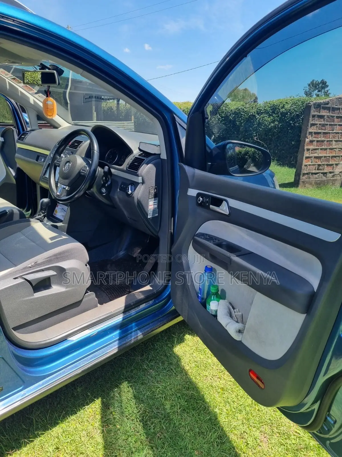 Volkswagen Touran 2015 Blue