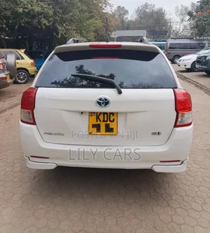 Toyota Corolla Fielder 2014 White