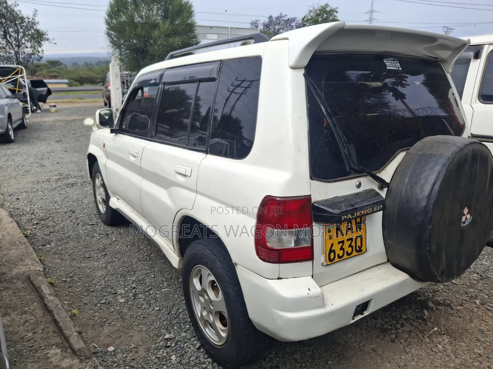 Mitsubishi Pajero Junior 1998 White
