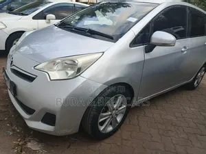 Toyota Ractis 2010 Gray