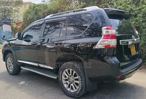 Toyota Land Cruiser Prado 2.7 2017 Matt Black