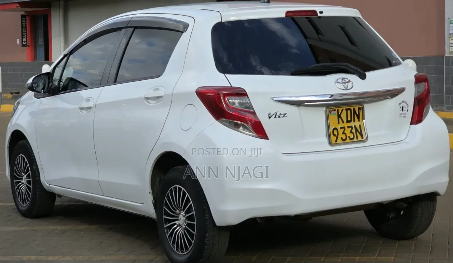 Toyota Vitz 2016 White