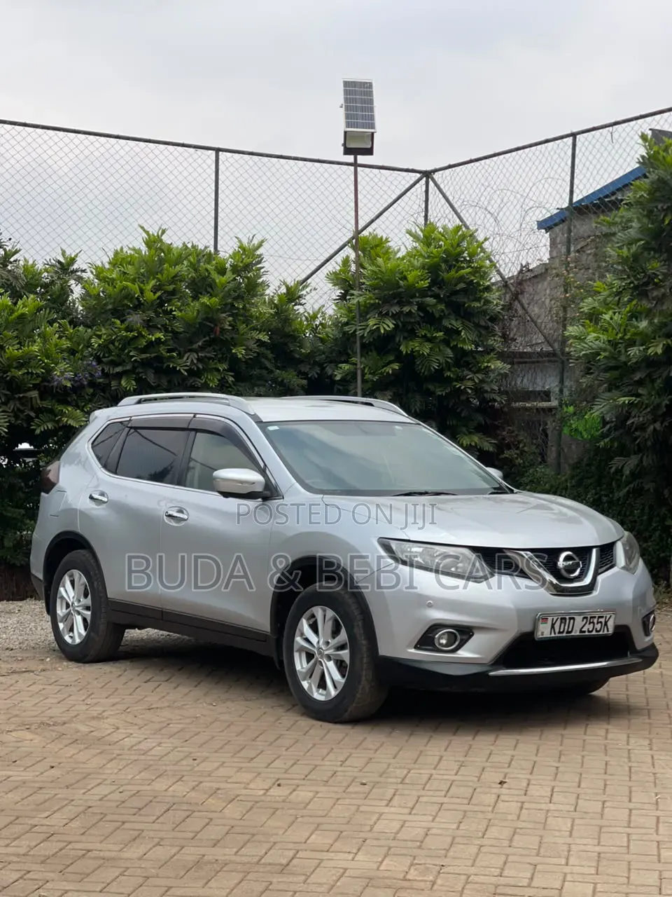 Nissan X-Trail 2.0 Petrol AWD 2016 Silver