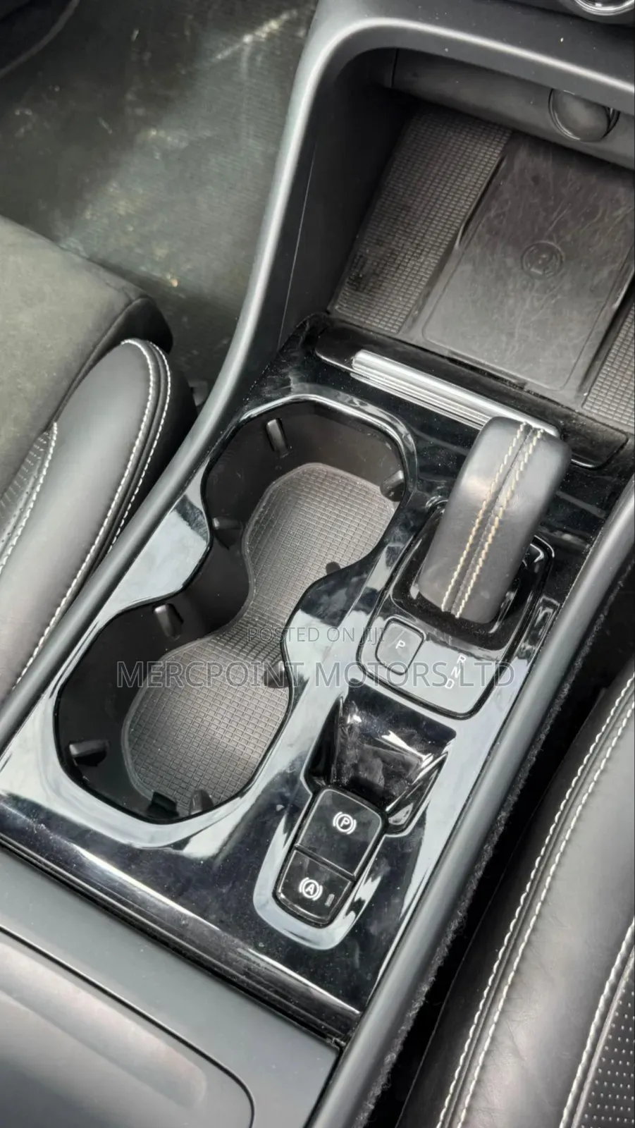 Volvo XC40 2019 Pearl
