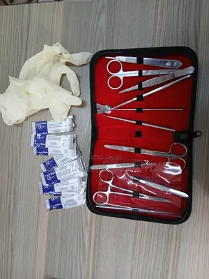 Student's Dissecting Kit