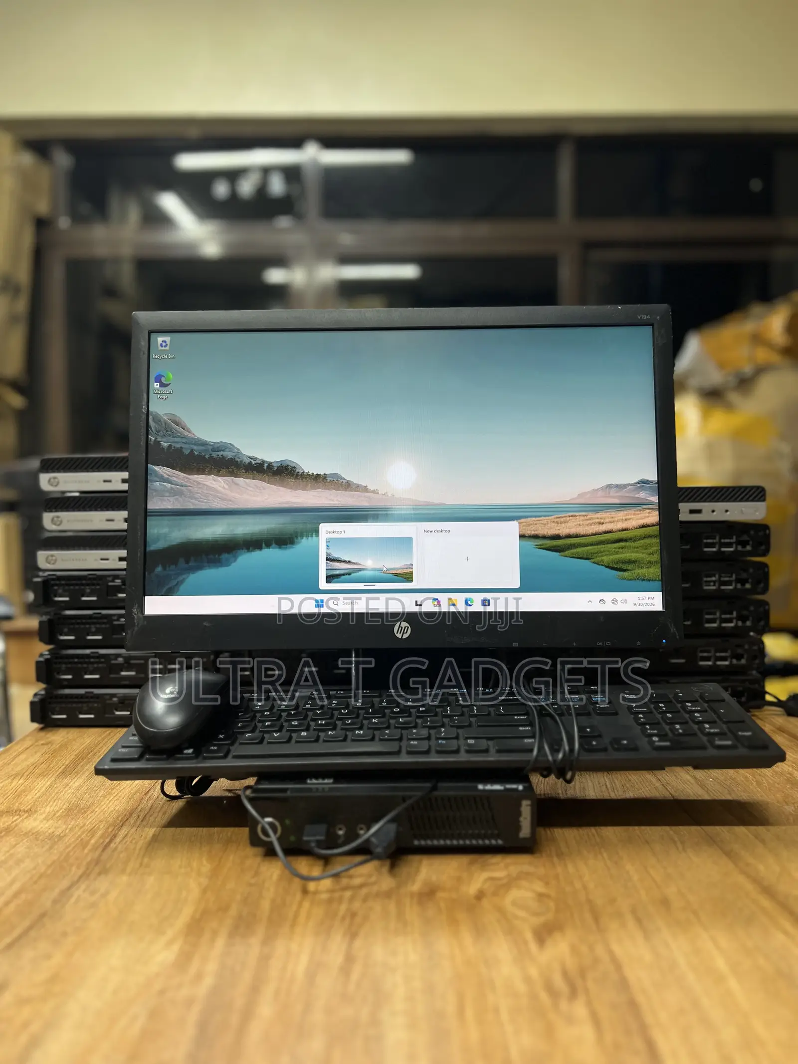 Desktop Computer Lenovo ThinkCentre M710 4GB Intel Core i3 SSD 128GB