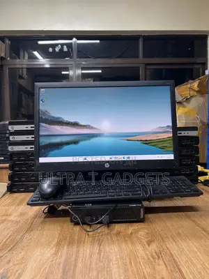 Desktop Computer Lenovo ThinkCentre M710 4GB Intel Core i3 SSD 128GB