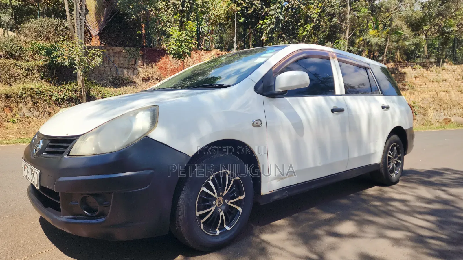 Nissan Advan 2014 White
