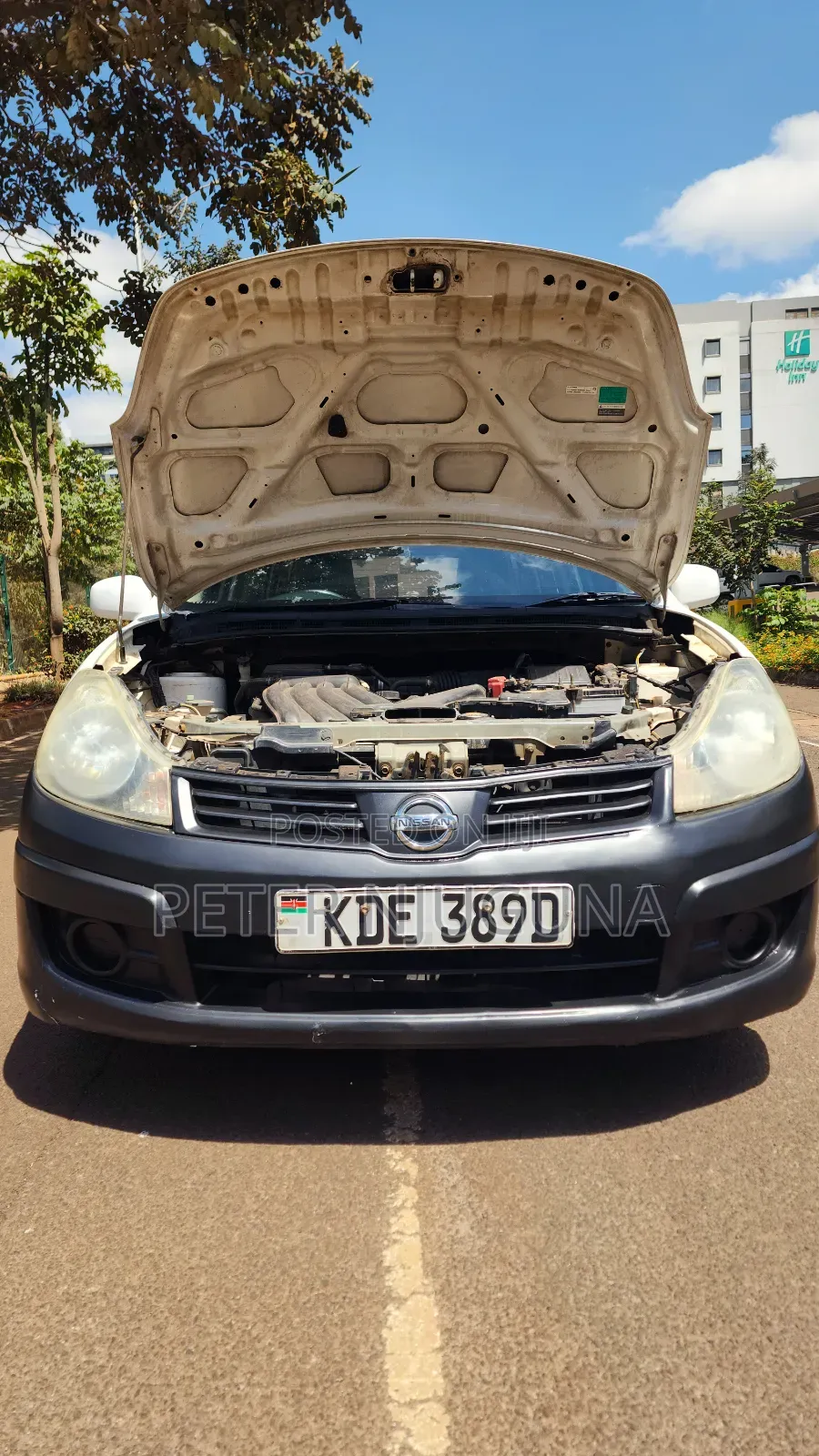 Nissan Advan 2014 White