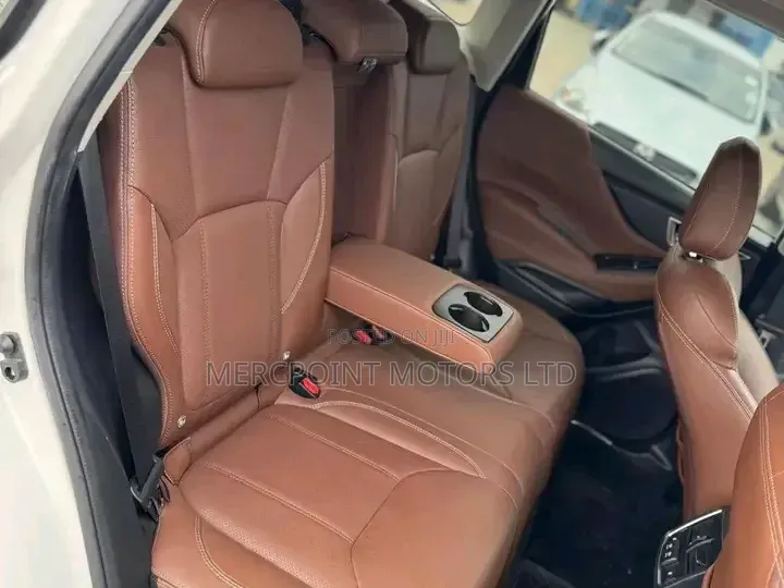 Subaru Forester Premium AWD 2020 Pearl