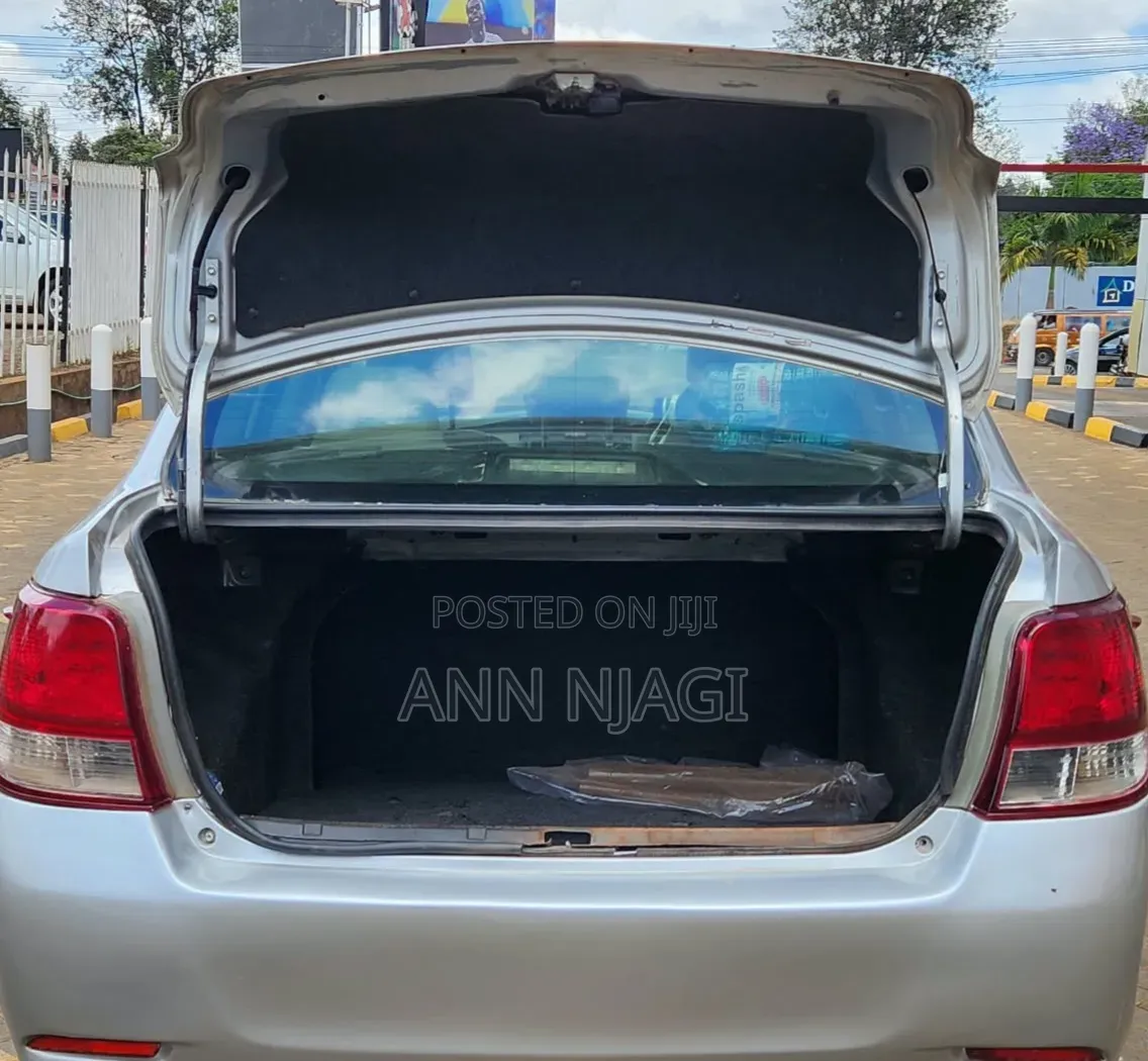 Toyota Axio 2015 Silver