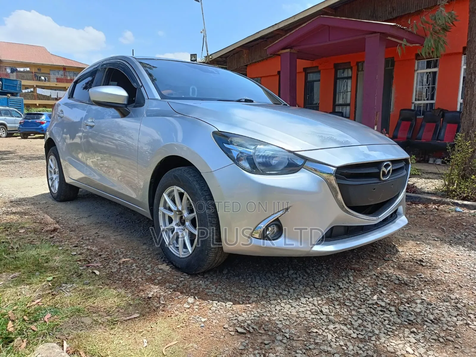 Mazda Demio 2017 Silver