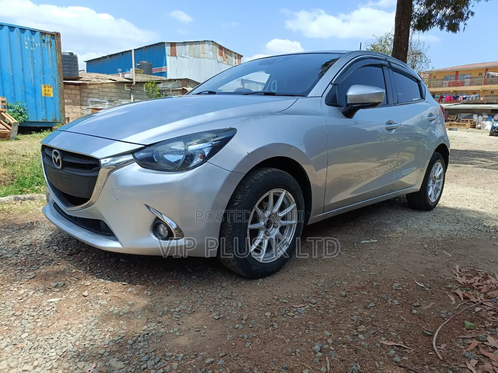 Mazda Demio 2017 Silver