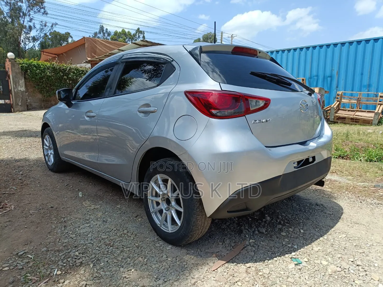 Mazda Demio 2017 Silver
