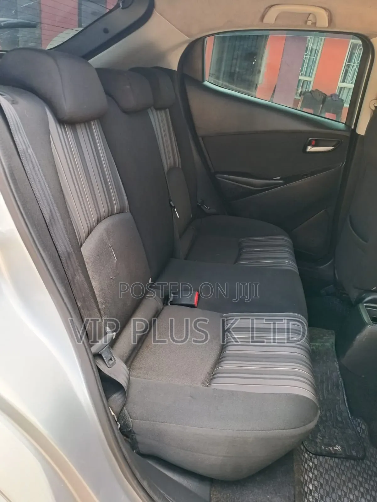 Mazda Demio 2017 Silver