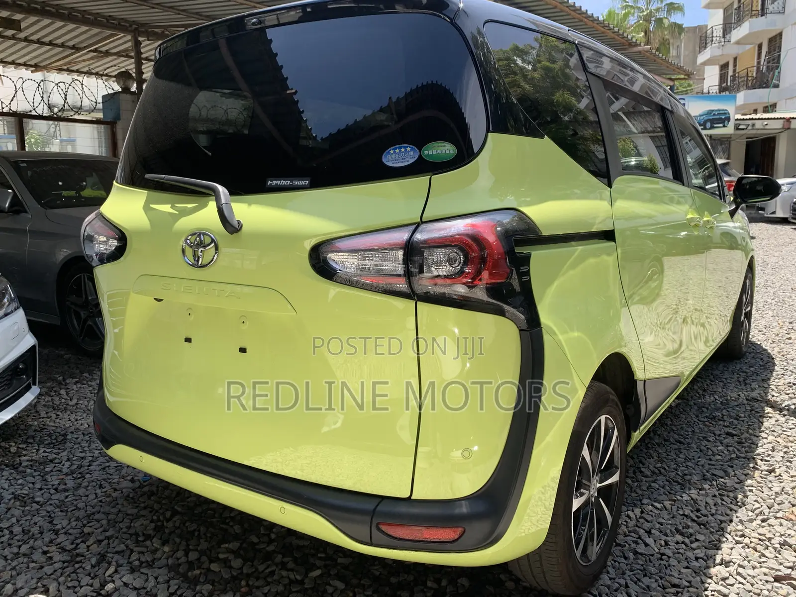 Toyota Sienta 1.5 FWD 2019 Green