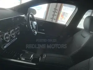 Mercedes-Benz B-Class B180 Petrol 2019 Off white