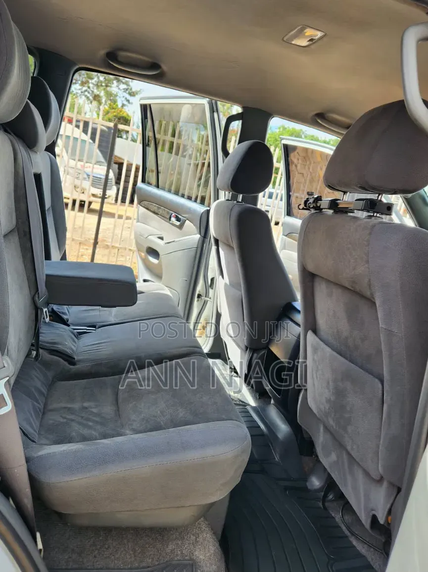 Toyota Land Cruiser 2008 White