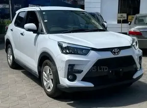 Toyota Raize 1.0 AWD 2020 Pearl