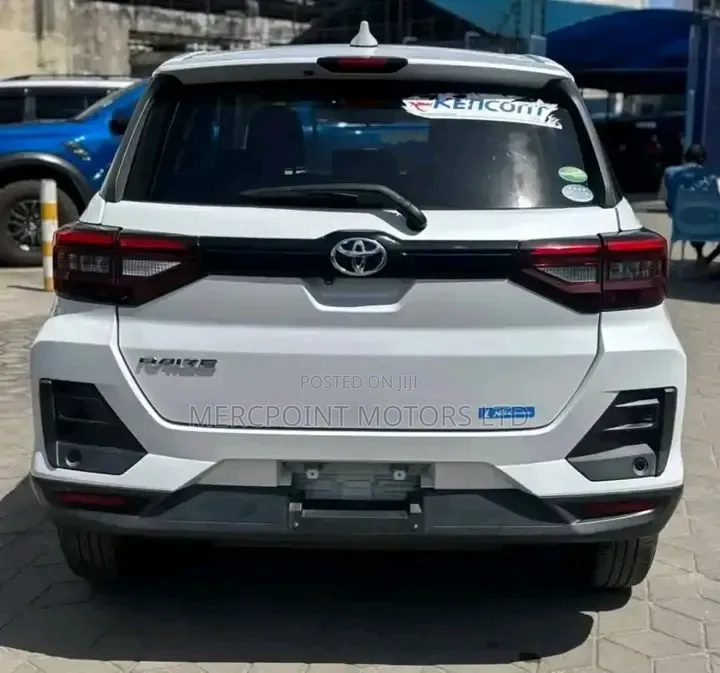 Toyota Raize 1.0 AWD 2020 Pearl