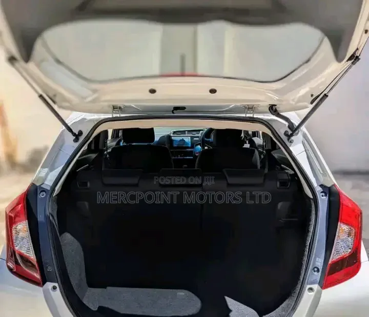 Honda Fit 2018 White