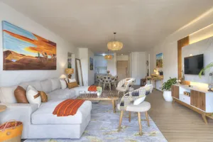 Furnished 3bdrm Apartment in Valley Arcade for rent