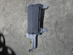Knee Airbag Harrier 240
